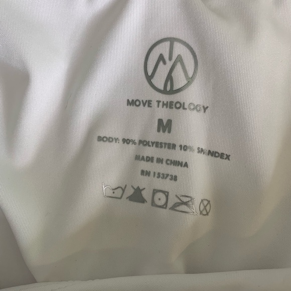 Move Technology White Long Sleeve Padded Active Top Size Medium - Picture 11 of 11